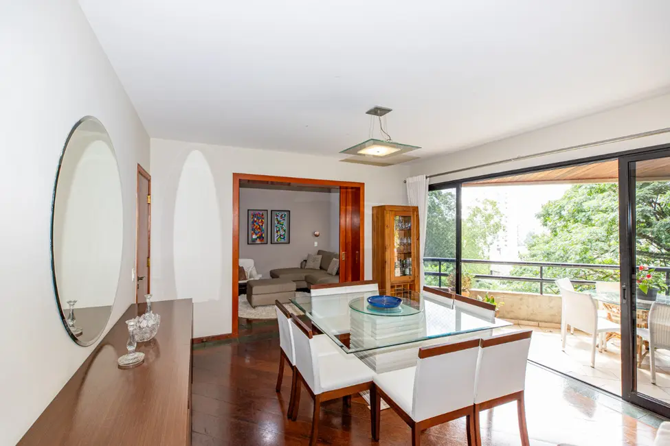 Apartamento com 5 quartos à venda, 227m2 em Vila Suzana, São Paulo - SP - imagem 8 Foto 8 de Apartamento com 5 quartos à venda, 227m2 em Vila Suzana, São Paulo - SP