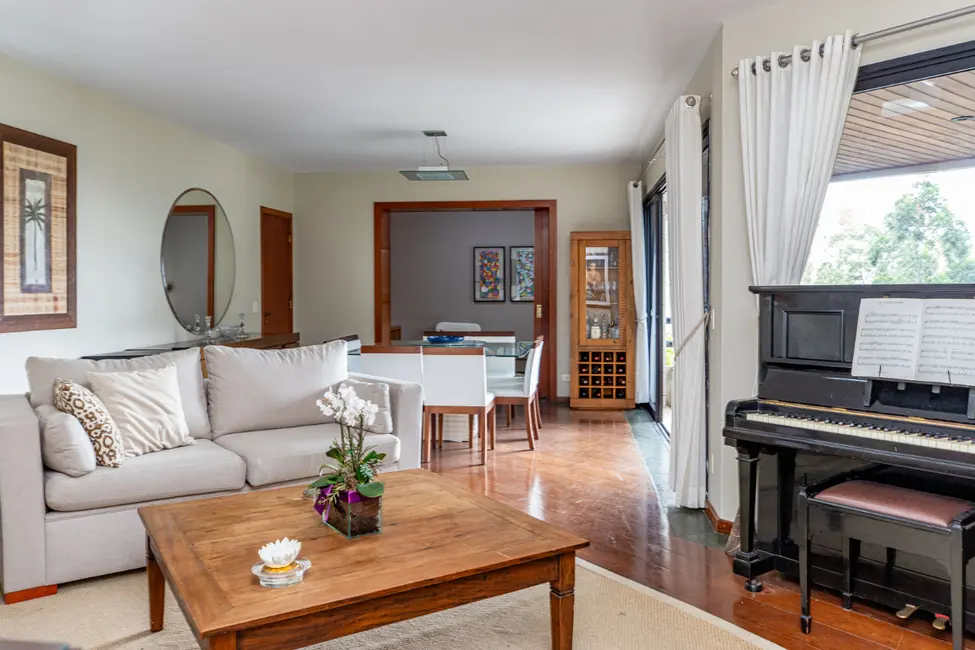 Apartamento com 5 quartos à venda, 227m2 em Vila Suzana, São Paulo - SP - imagem 3 Foto 3 de Apartamento com 5 quartos à venda, 227m2 em Vila Suzana, São Paulo - SP