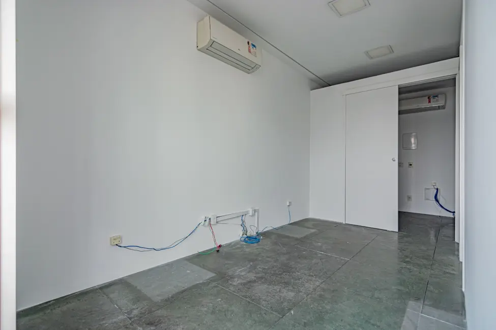 Sala Comercial à venda, 28m2 em Várzea da Barra Funda, São Paulo - SP - imagem 8 Foto 8 de Sala Comercial à venda, 28m2 em Várzea da Barra Funda, São Paulo - SP
