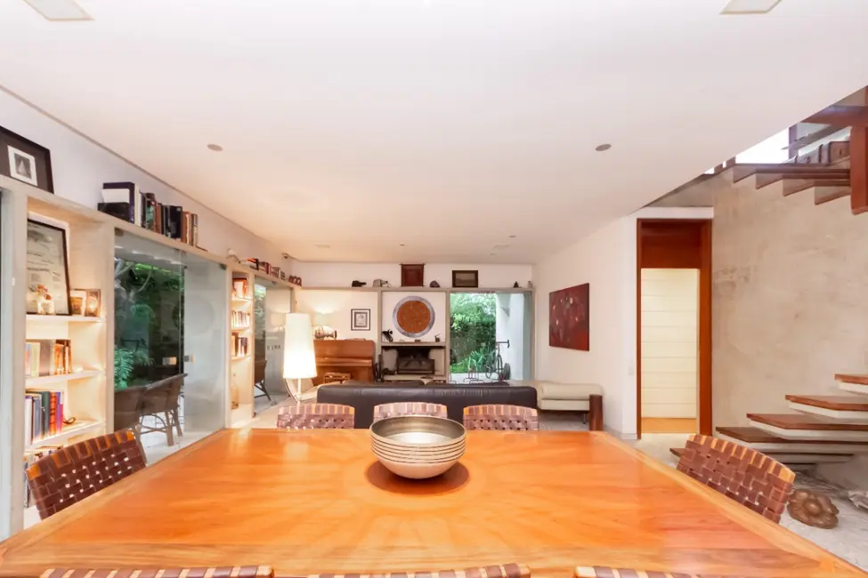 Casa com 2 quartos à venda, 546m2 em Sumaré, São Paulo - SP - imagem 2 Foto 2 de Casa com 2 quartos à venda, 546m2 em Sumaré, São Paulo - SP