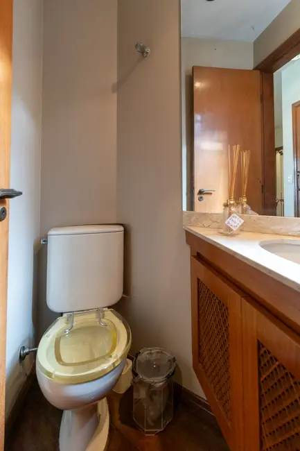 Foto 9 de Apartamento com 3 quartos à venda, 142m2 em Itaim Bibi, São Paulo - SP