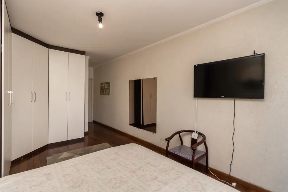 Sobrado com 3 quartos à venda, 143m2 em Vila Carrão, São Paulo - SP - imagem 6 Foto 6 de Sobrado com 3 quartos à venda, 143m2 em Vila Carrão, São Paulo - SP