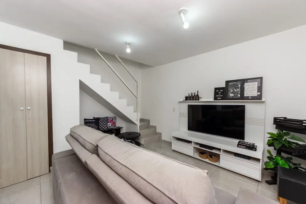 Foto 2 de Casa de Condomínio com 2 quartos à venda, 68m2 em Vila Buenos Aires, São Paulo - SP