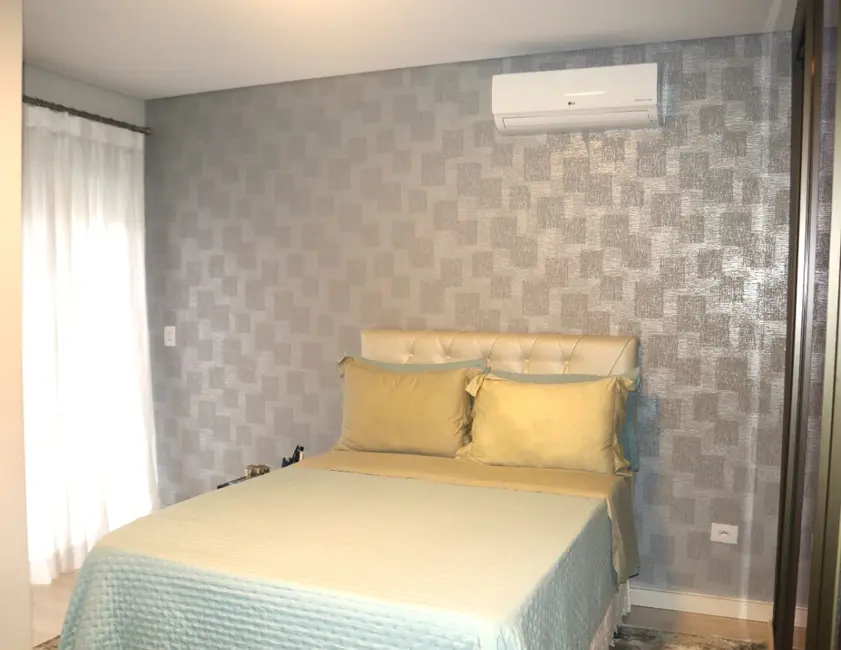 Foto 9 de Casa de Condomínio com 4 quartos à venda, 329m2 em Jardim Regina, São Paulo - SP