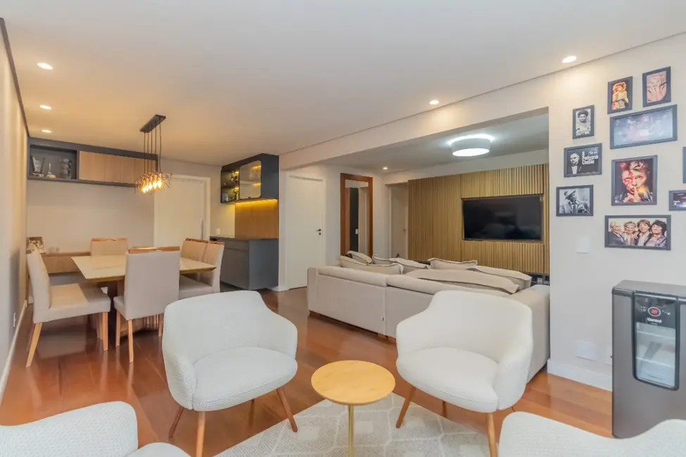 Foto 3 de Apartamento com 3 quartos à venda, 123m2 em Real Parque, São Paulo - SP