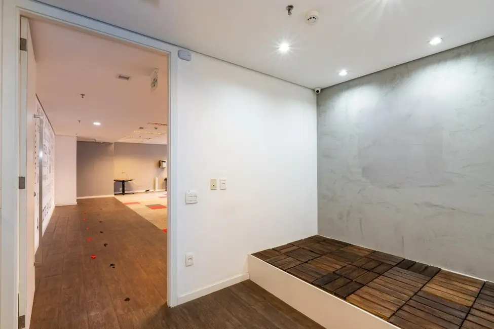 Foto 4 de Sala Comercial à venda, 300m2 em Jardim Paulista, São Paulo - SP