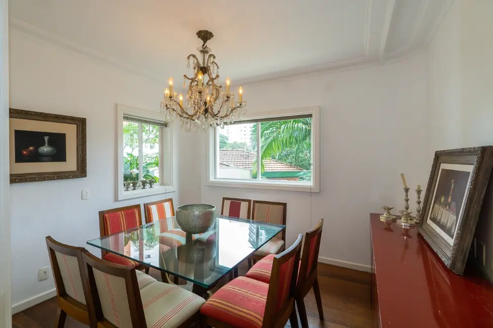 Apartamento com 3 quartos à venda, 210m2 em Moema, São Paulo - SP - imagem 9 Foto 9 de Apartamento com 3 quartos à venda, 210m2 em Moema, São Paulo - SP