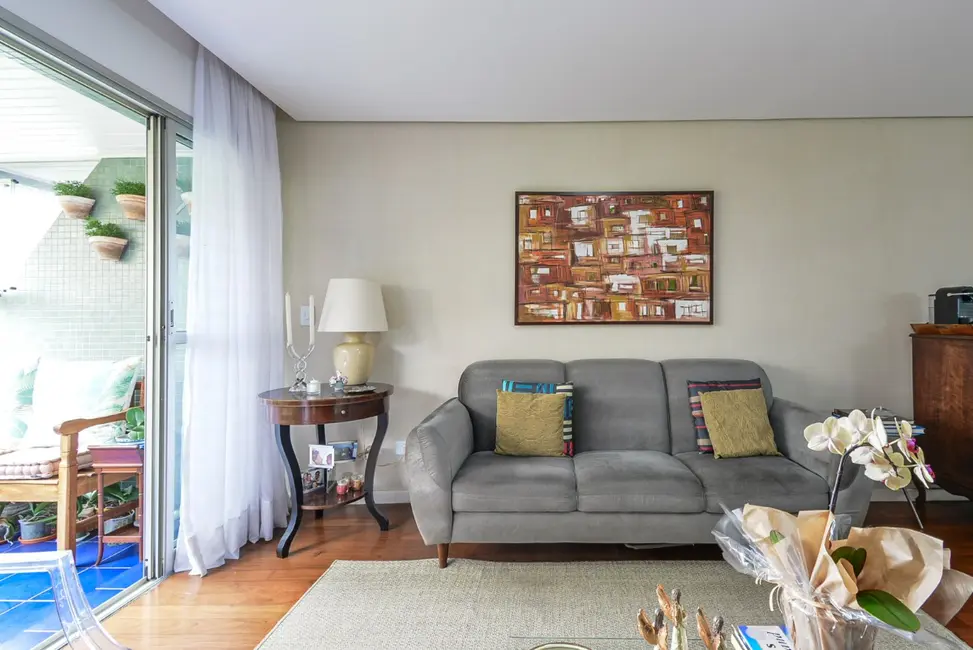 Foto 3 de Apartamento com 3 quartos à venda, 134m2 em Real Parque, São Paulo - SP