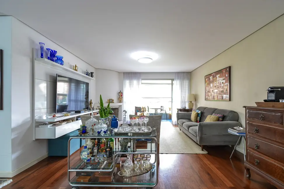 Foto 1 de Apartamento com 3 quartos à venda, 134m2 em Real Parque, São Paulo - SP