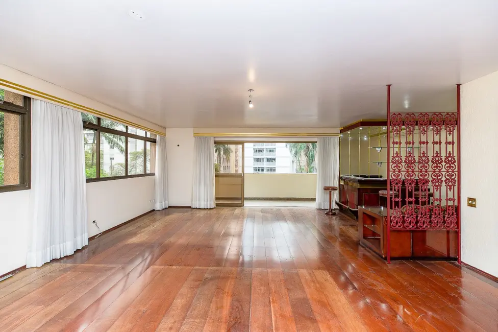 Apartamento com 4 quartos à venda, 240m2 em Higienópolis, São Paulo - SP - imagem 2 Foto 2 de Apartamento com 4 quartos à venda, 240m2 em Higienópolis, São Paulo - SP