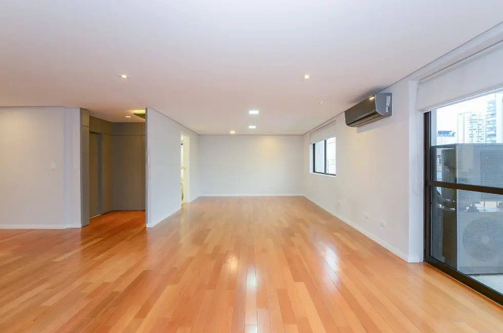 Foto 3 de Apartamento com 3 quartos à venda, 171m2 em Vila Uberabinha, São Paulo - SP