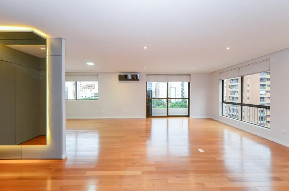 Foto 5 de Apartamento com 3 quartos à venda, 171m2 em Vila Uberabinha, São Paulo - SP