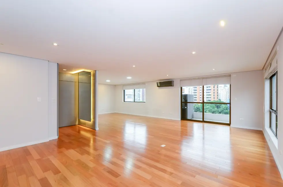 Foto 4 de Apartamento com 3 quartos à venda, 171m2 em Vila Uberabinha, São Paulo - SP