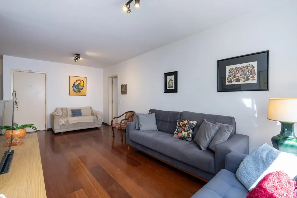 Apartamento com 4 quartos à venda, 127m2 em Cerqueira César, São Paulo - SP - imagem 3 Foto 3 de Apartamento com 4 quartos à venda, 127m2 em Cerqueira César, São Paulo - SP