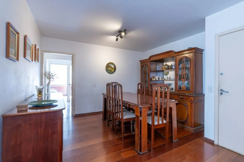 Apartamento com 4 quartos à venda, 127m2 em Cerqueira César, São Paulo - SP - imagem 8 Foto 8 de Apartamento com 4 quartos à venda, 127m2 em Cerqueira César, São Paulo - SP