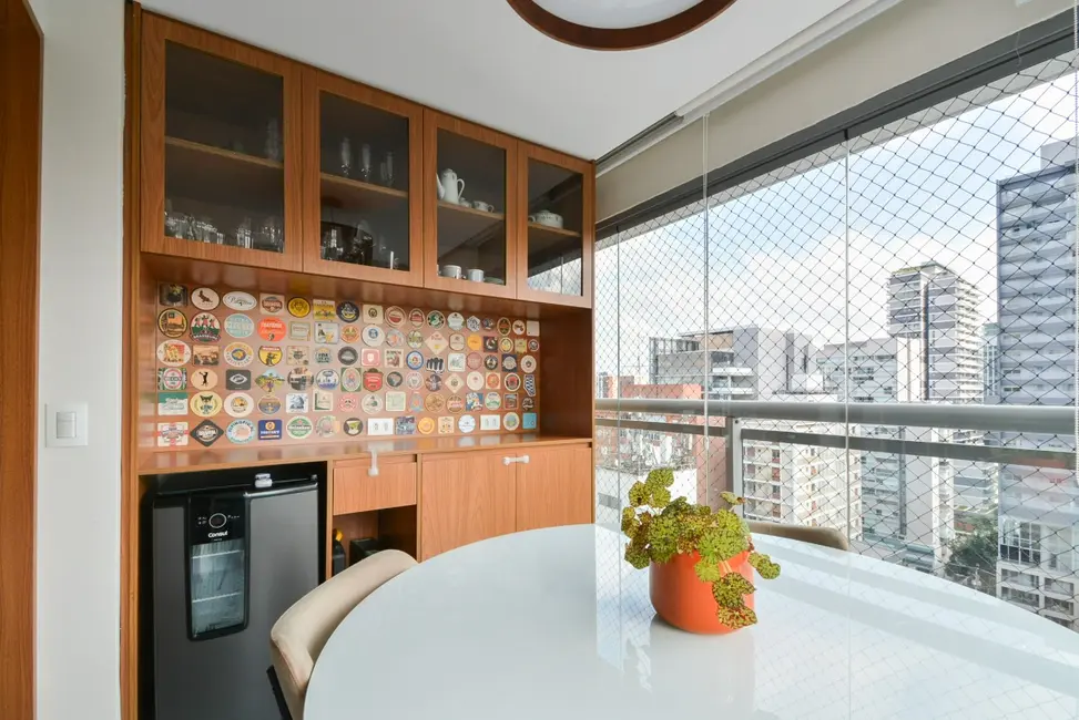 Foto 9 de Apartamento com 2 quartos à venda, 68m2 em Pinheiros, São Paulo - SP