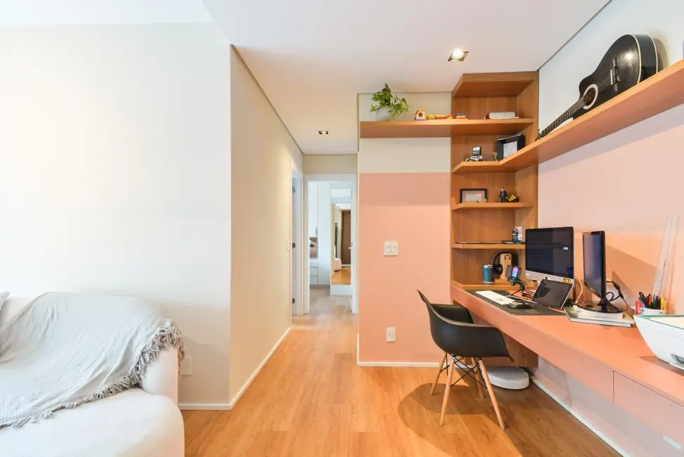Foto 2 de Apartamento com 2 quartos à venda, 68m2 em Pinheiros, São Paulo - SP