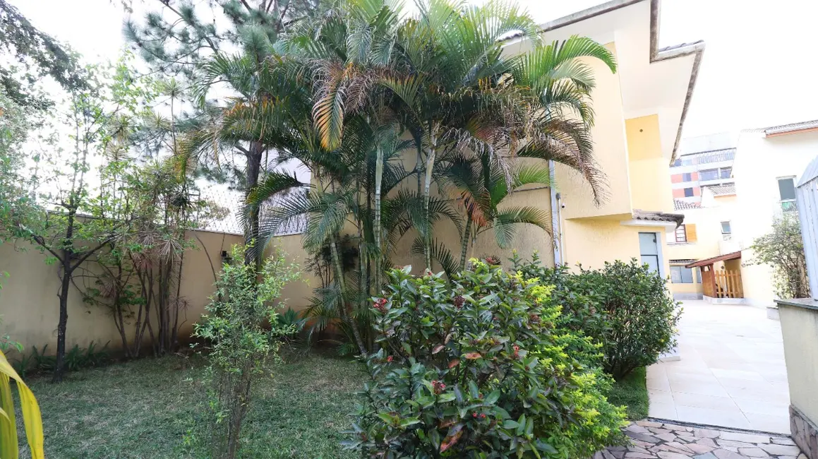 Casa de Condomínio com 3 quartos à venda, 131m2 em Vila Anglo Brasileira, São Paulo - SP - imagem 2 Foto 2 de Casa de Condomínio com 3 quartos à venda, 131m2 em Vila Anglo Brasileira, São Paulo - SP