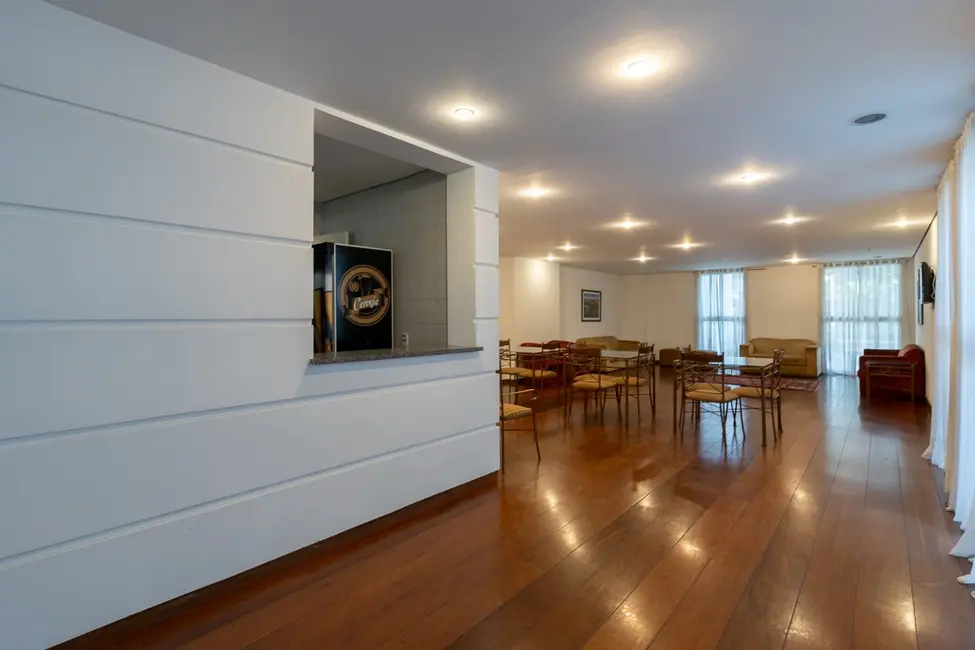 Apartamento com 5 quartos à venda, 143m2 em Indianópolis, São Paulo - SP - imagem 3 Foto 3 de Apartamento com 5 quartos à venda, 143m2 em Indianópolis, São Paulo - SP