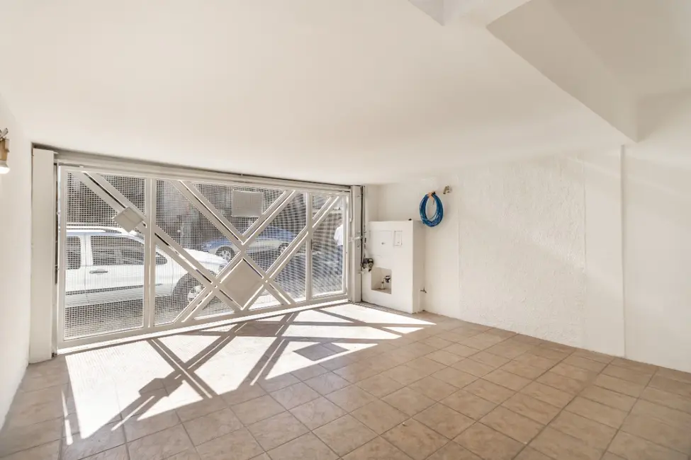 Foto 8 de Casa com 4 quartos à venda, 150m2 em Vila Marari, São Paulo - SP