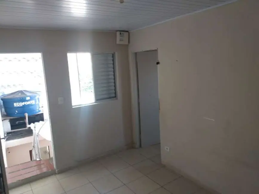 Casa de Vila com 3 quartos à venda, 150m2 em Cidade Domitila, São Paulo - SP - imagem 5 Foto 5 de Casa de Vila com 3 quartos à venda, 150m2 em Cidade Domitila, São Paulo - SP