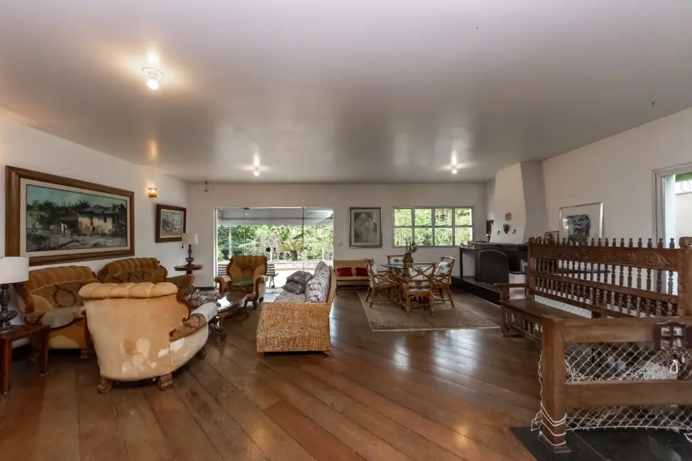 Casa com 3 quartos à venda, 700m2 em Jardim dos Estados, São Paulo - SP - imagem 4 Foto 4 de Casa com 3 quartos à venda, 700m2 em Jardim dos Estados, São Paulo - SP