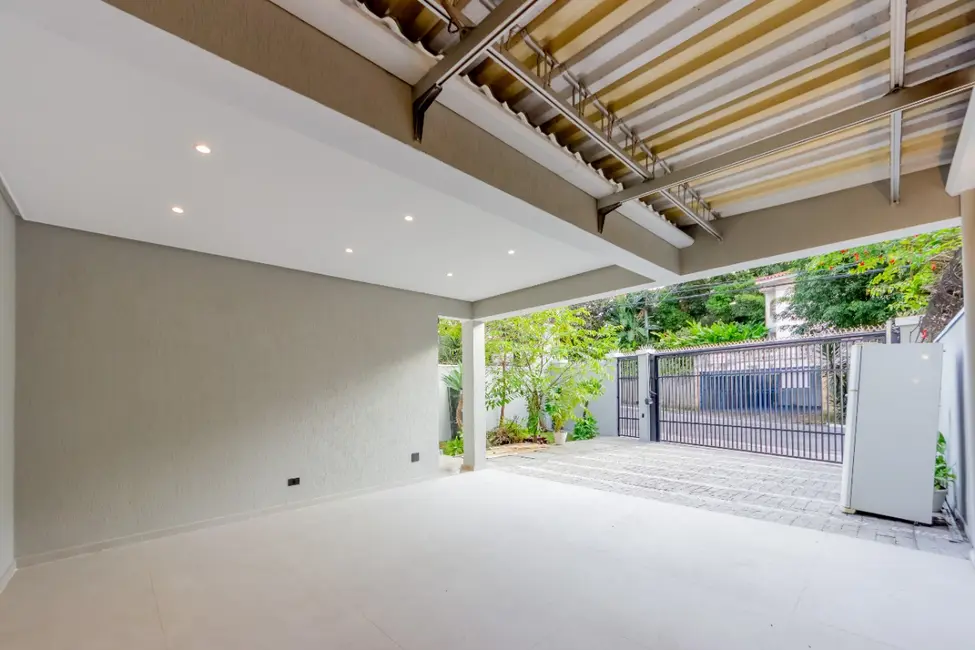 Foto 2 de Casa com 3 quartos à venda, 300m2 em Vila Nova Caledônia, São Paulo - SP