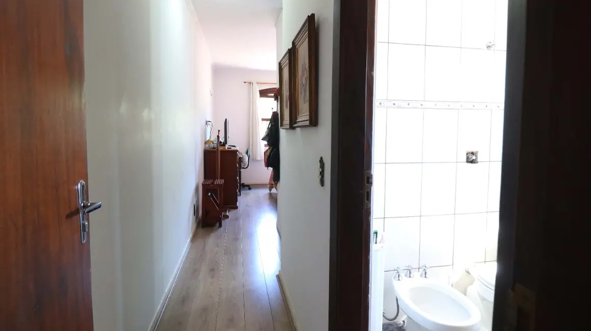 Foto 8 de Casa com 3 quartos à venda, 207m2 em Vila Marari, São Paulo - SP