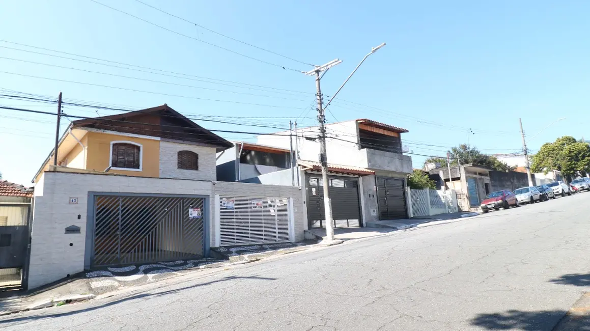 Foto 3 de Casa com 3 quartos à venda, 207m2 em Vila Marari, São Paulo - SP
