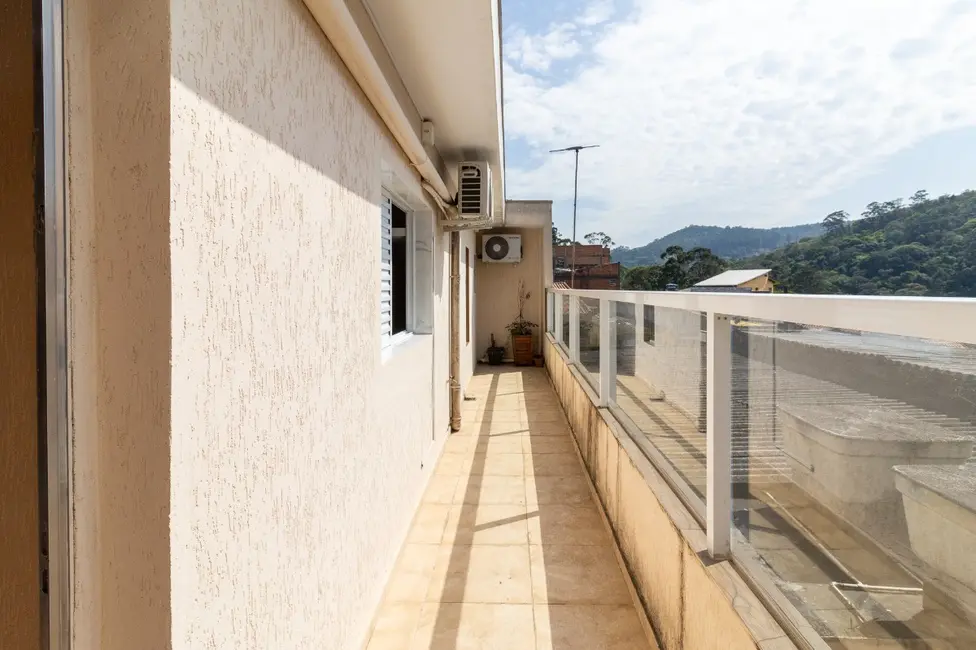 Foto 9 de Casa com 3 quartos à venda, 125m2 em Jardim Marilu, São Paulo - SP