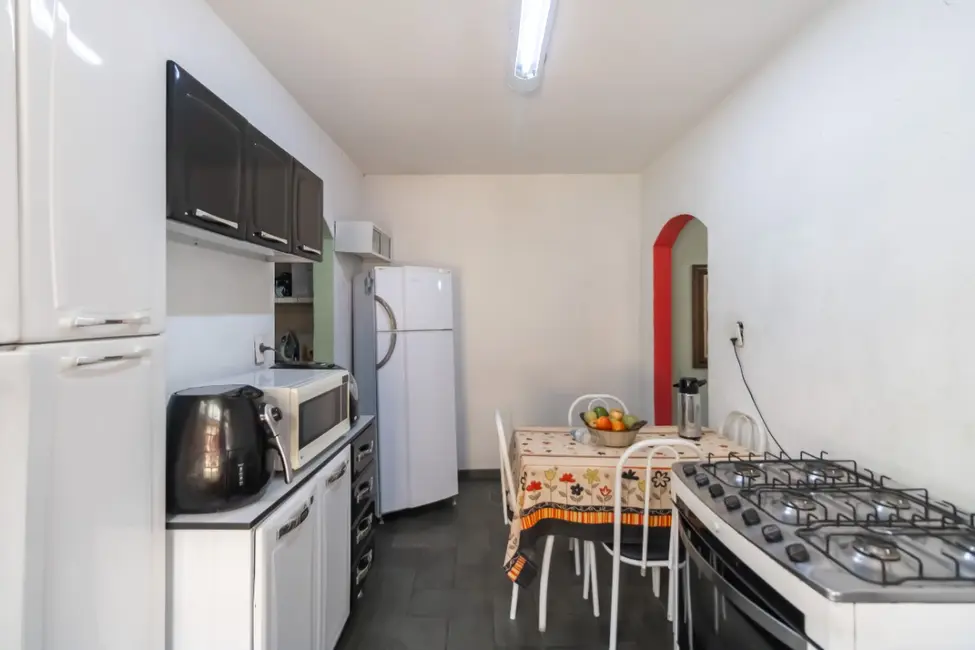 Foto 8 de Casa com 4 quartos à venda, 260m2 em Vila Zat, São Paulo - SP