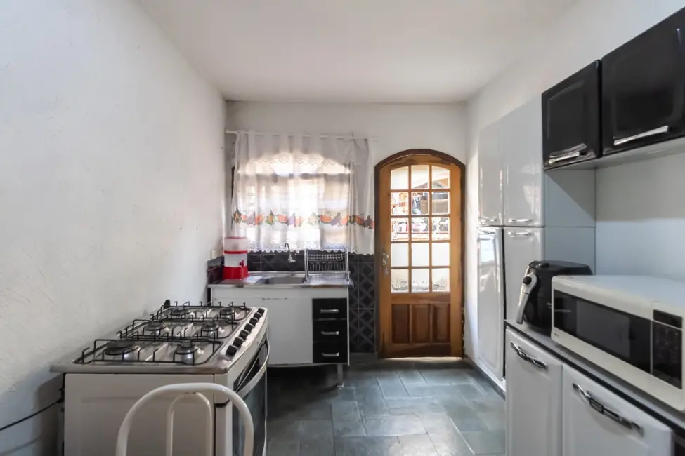 Foto 7 de Casa com 4 quartos à venda, 260m2 em Vila Zat, São Paulo - SP