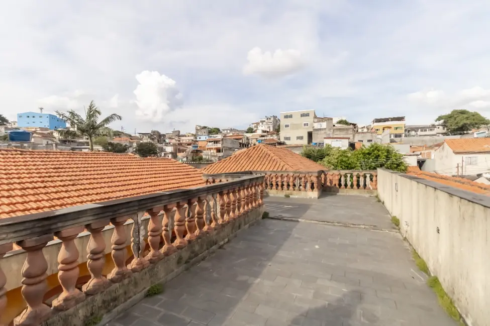 Foto 9 de Casa com 4 quartos à venda, 260m2 em Vila Zat, São Paulo - SP