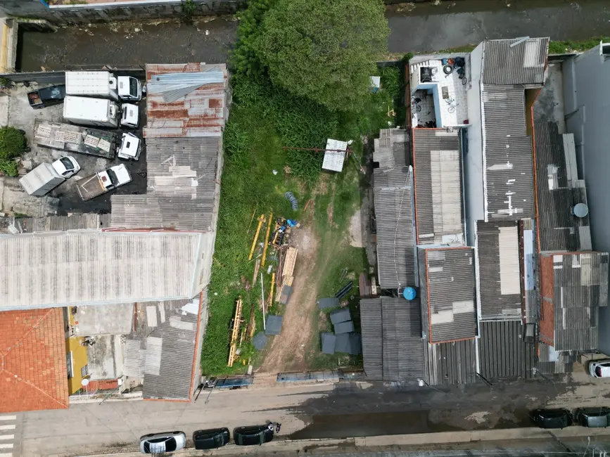 Foto 2 de Terreno / Lote à venda em Jardim Vista Linda, São Paulo - SP