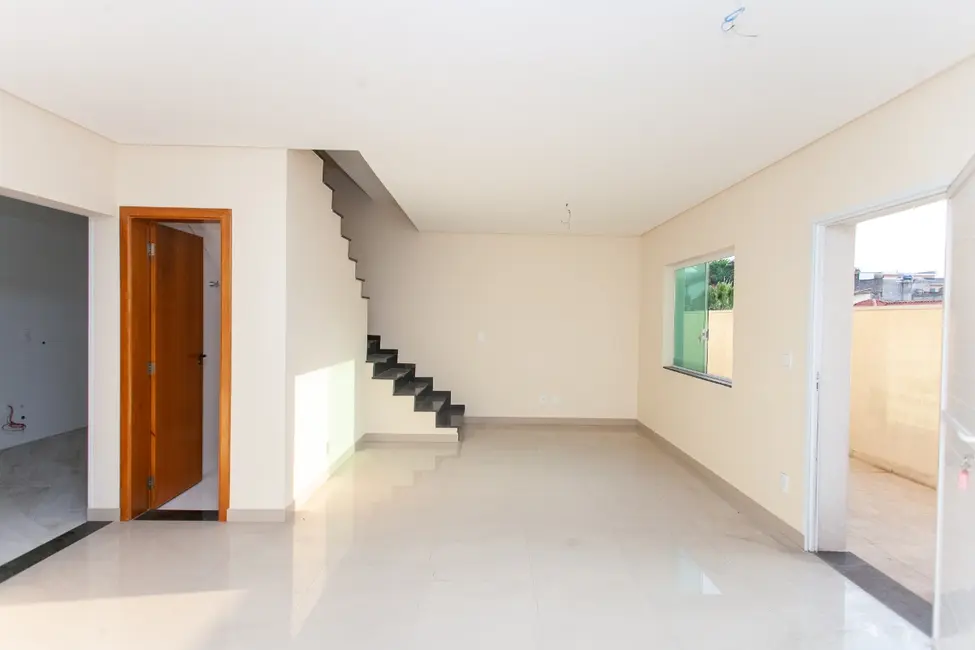 Foto 1 de Casa de Condomínio à venda, 134m2 em Vila Primavera, São Paulo - SP