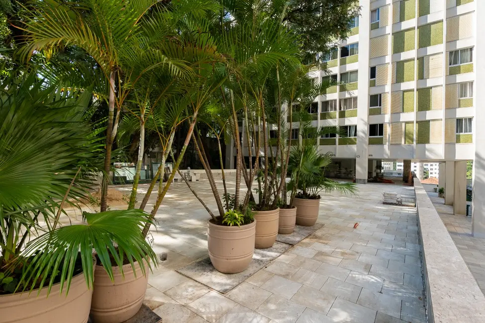 Foto 9 de Apartamento com 3 quartos à venda, 137m2 em Vila Mariana, São Paulo - SP