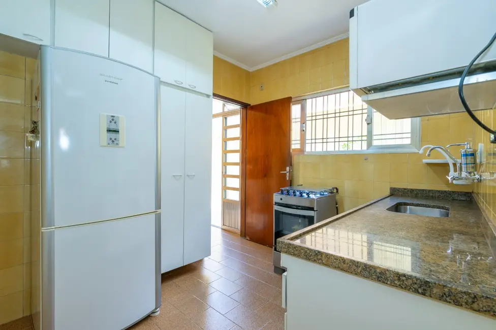 Foto 9 de Casa com 3 quartos à venda, 173m2 em Cupecê, São Paulo - SP