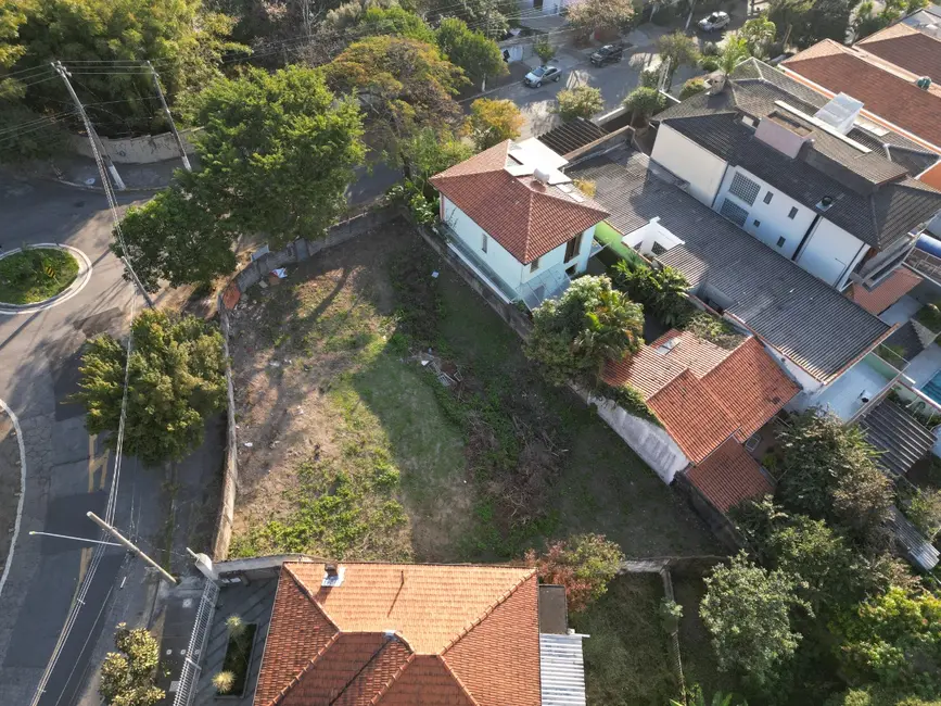 Foto 3 de Terreno / Lote à venda em Vila Ipojuca, São Paulo - SP