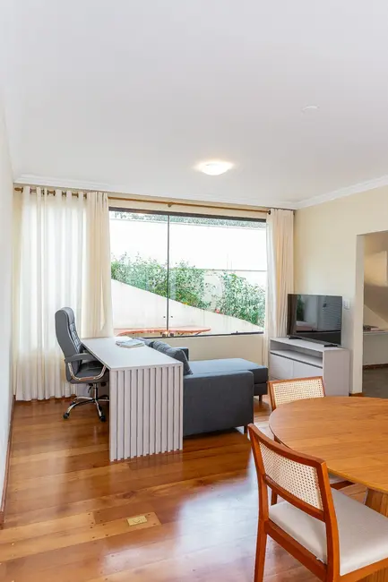 Foto 9 de Casa com 3 quartos à venda, 220m2 em Moema, São Paulo - SP