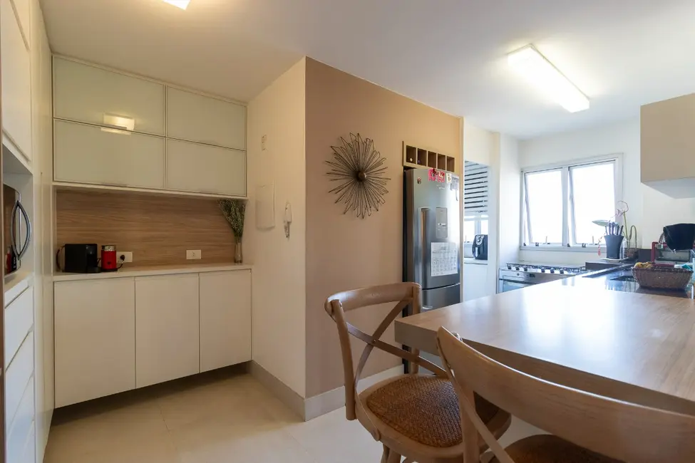 Foto 6 de Apartamento com 2 quartos à venda, 103m2 em Vila Olímpia, São Paulo - SP