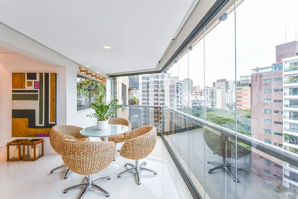 Foto 5 de Apartamento com 3 quartos à venda, 244m2 em Vila Nova Conceição, São Paulo - SP