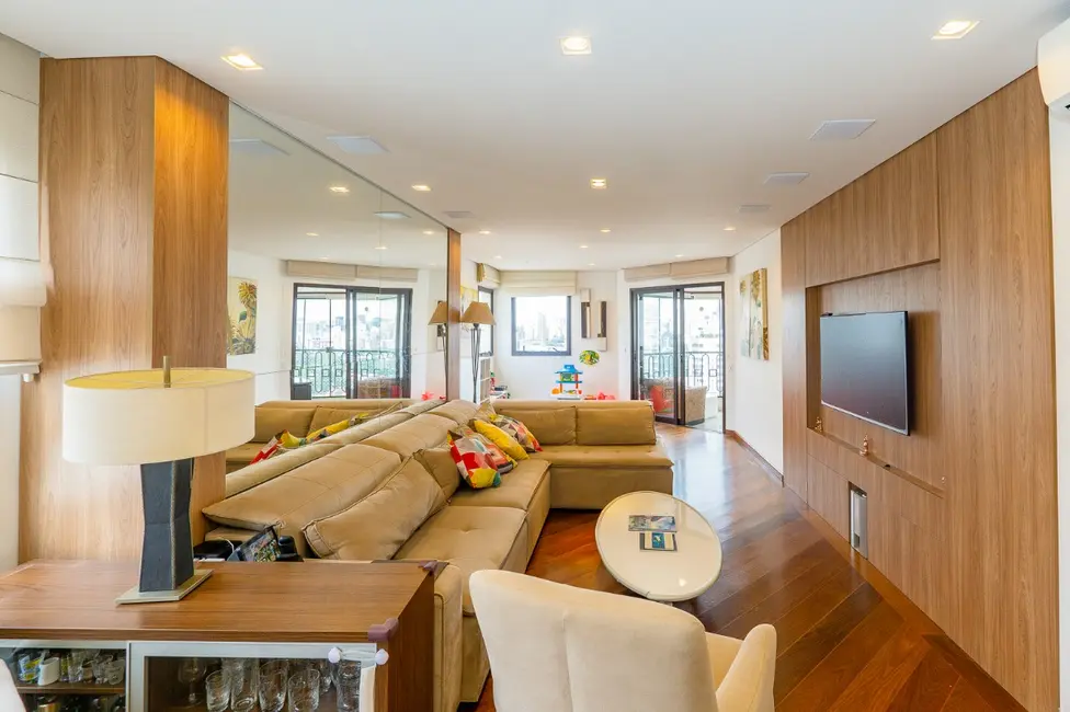 Apartamento com 3 quartos à venda, 201m2 em Moema, São Paulo - SP - imagem 4 Foto 4 de Apartamento com 3 quartos à venda, 201m2 em Moema, São Paulo - SP