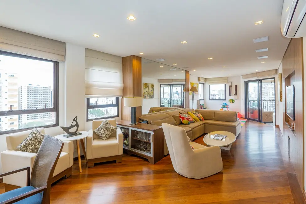 Apartamento com 3 quartos à venda, 201m2 em Moema, São Paulo - SP - imagem 1 Foto 1 de Apartamento com 3 quartos à venda, 201m2 em Moema, São Paulo - SP