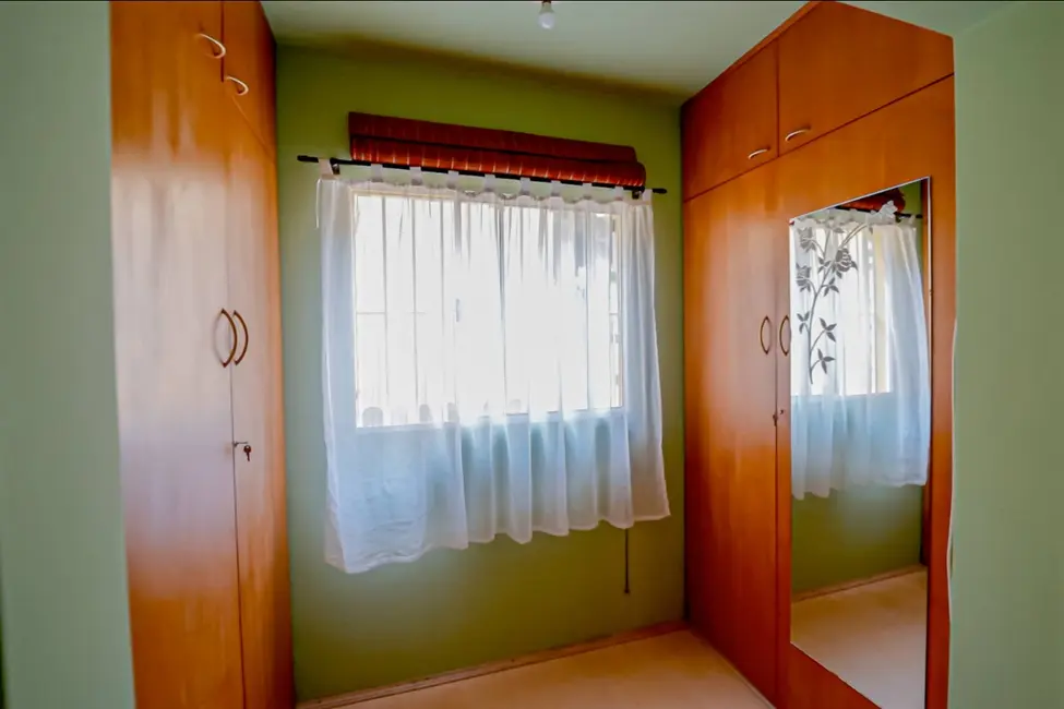 Casa com 4 quartos à venda, 260m2 em Jardim Santa Helena, São Paulo - SP - imagem 6 Foto 6 de Casa com 4 quartos à venda, 260m2 em Jardim Santa Helena, São Paulo - SP