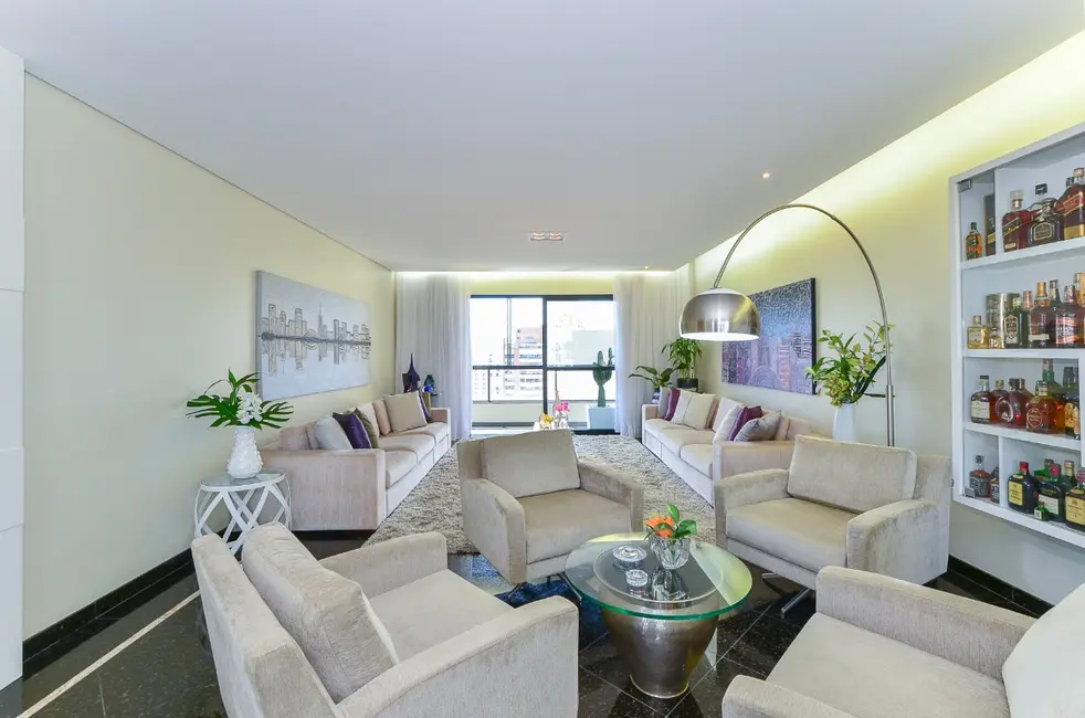 Apartamento com 3 quartos à venda, 250m2 em Planalto Paulista, São Paulo - SP - imagem 1 Foto 1 de Apartamento com 3 quartos à venda, 250m2 em Planalto Paulista, São Paulo - SP