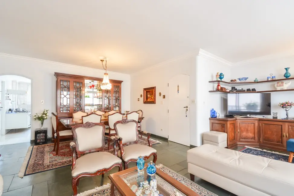 Apartamento com 4 quartos à venda, 161m2 em Moema, São Paulo - SP - imagem 5 Foto 5 de Apartamento com 4 quartos à venda, 161m2 em Moema, São Paulo - SP