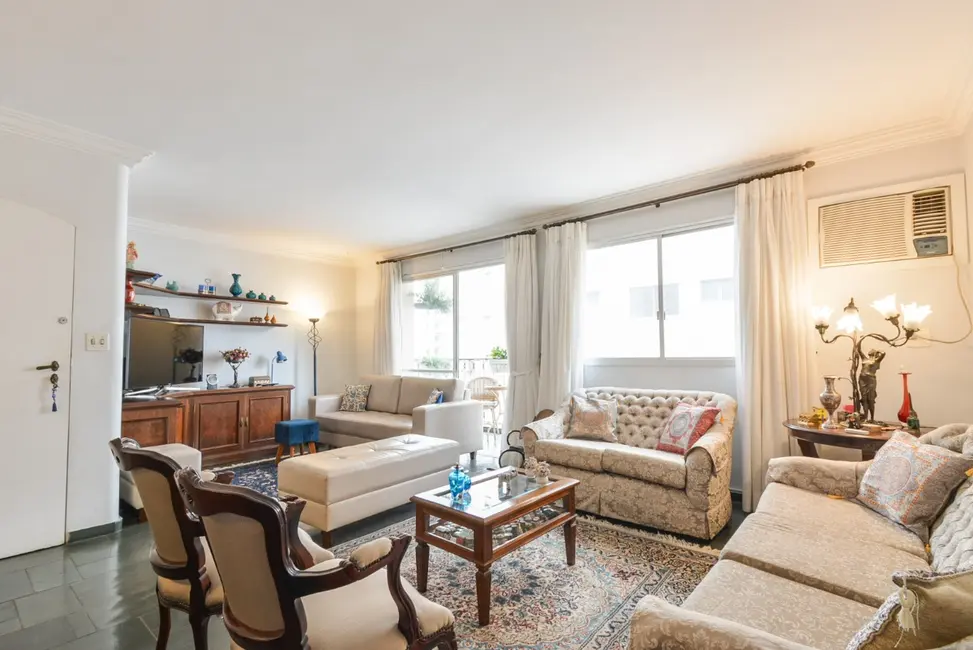 Apartamento com 4 quartos à venda, 161m2 em Moema, São Paulo - SP - imagem 3 Foto 3 de Apartamento com 4 quartos à venda, 161m2 em Moema, São Paulo - SP