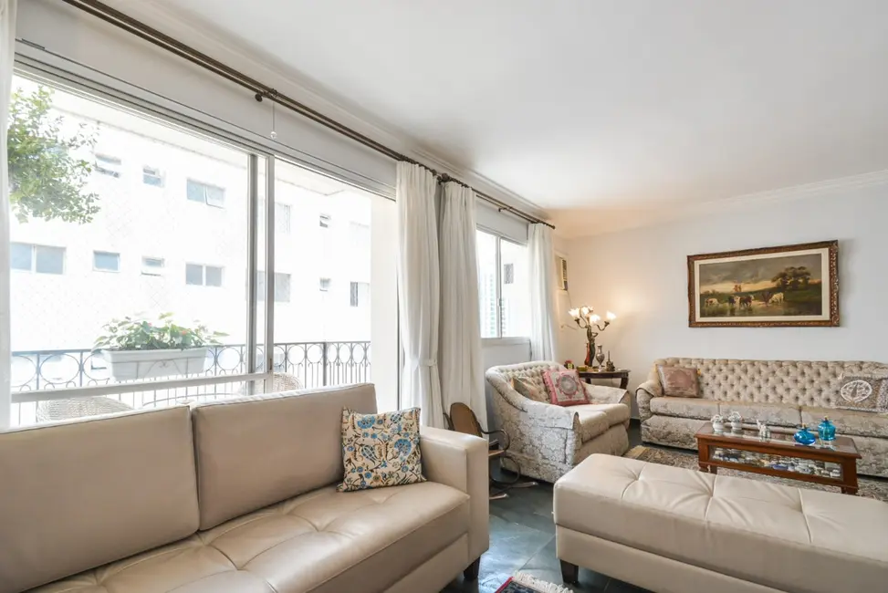 Apartamento com 4 quartos à venda, 161m2 em Moema, São Paulo - SP - imagem 9 Foto 9 de Apartamento com 4 quartos à venda, 161m2 em Moema, São Paulo - SP
