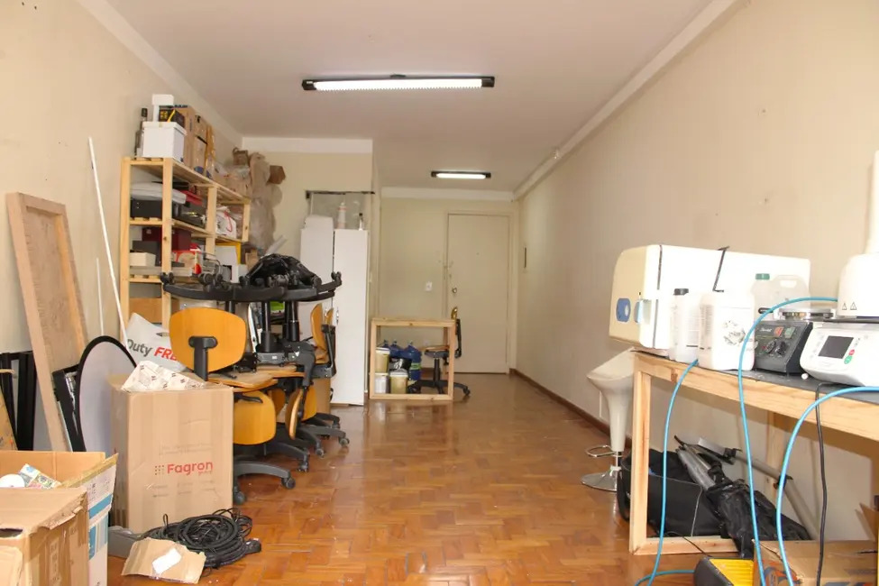 Foto 2 de Sala Comercial à venda, 33m2 em Cerqueira César, São Paulo - SP