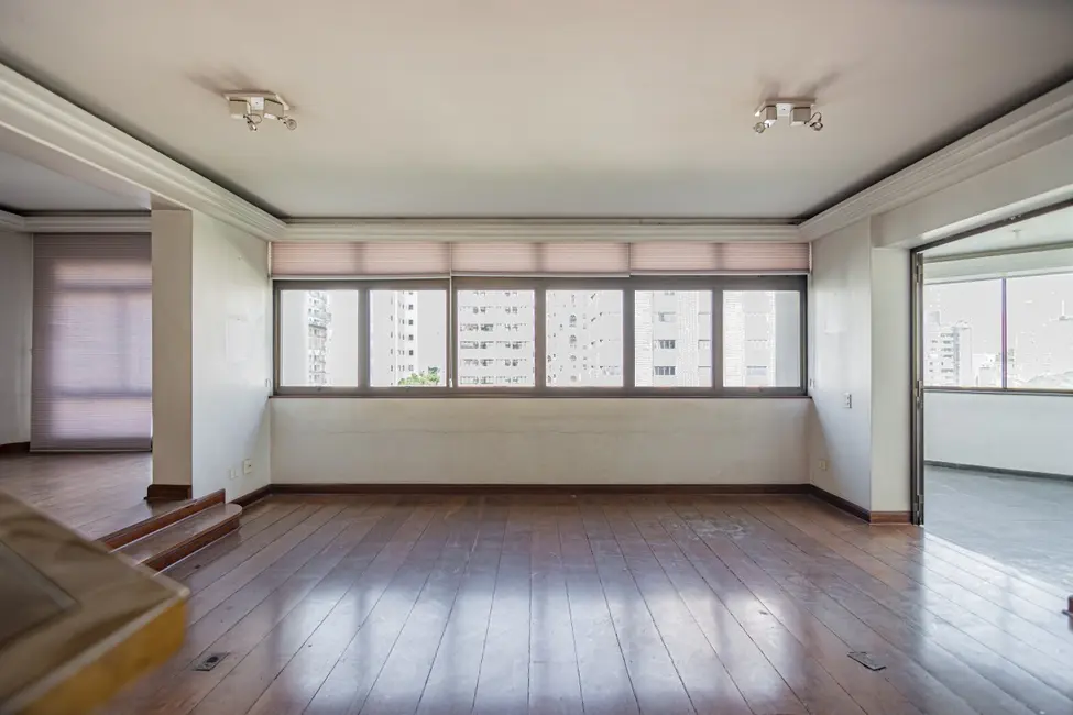 Foto 5 de Apartamento com 4 quartos à venda, 253m2 em Campo Belo, São Paulo - SP